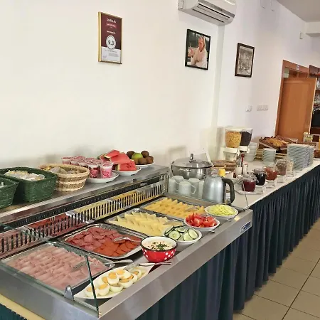 Magnolia Hotel 3*
