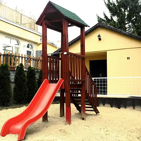 Magnólia 3* Balatonszepezd