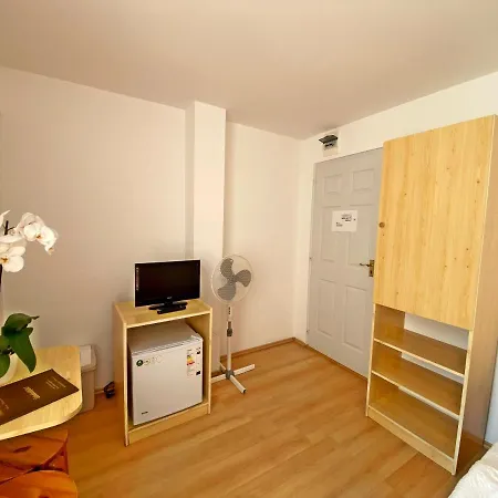 Magnolia Hotel 3*