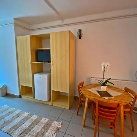 Magnólia Szálloda 3*